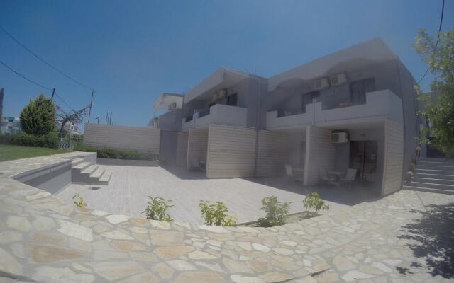 Yianna Studios