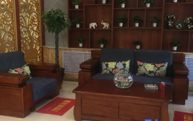 Wuxiang Greenrunpeng Express Hotel