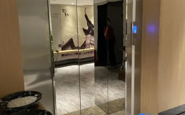 Starway Hotel (Sanfangqixiang Nanmendou Subway Station Fuzhou)