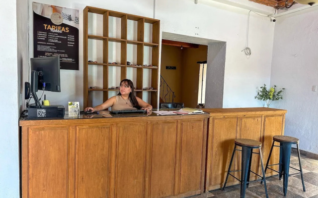Tierra Adentro Hotel Fashion Grill & Spa