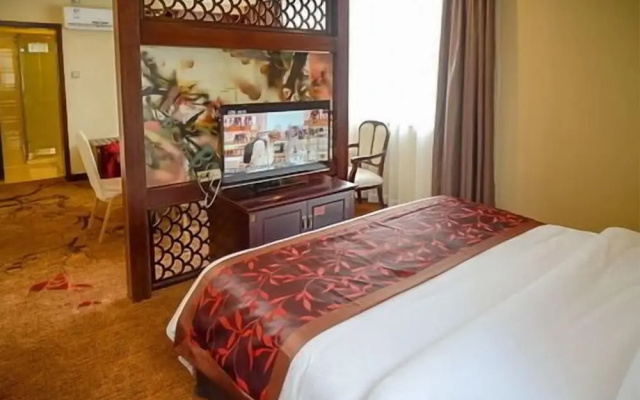 Sun Island Holiday Hotel