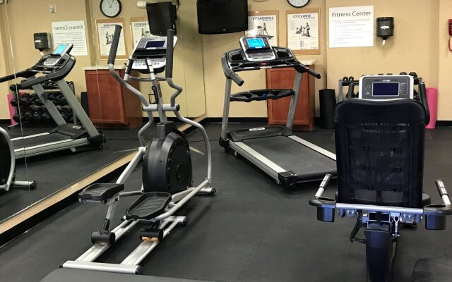 Holiday Inn Express Hotel & Suites Barstow-Outlet Center by IHG