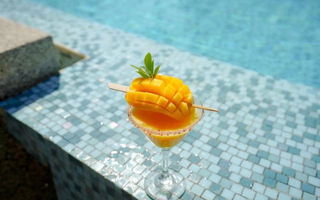Holiday Inn Express Phuket Patong Beach Central by IHG