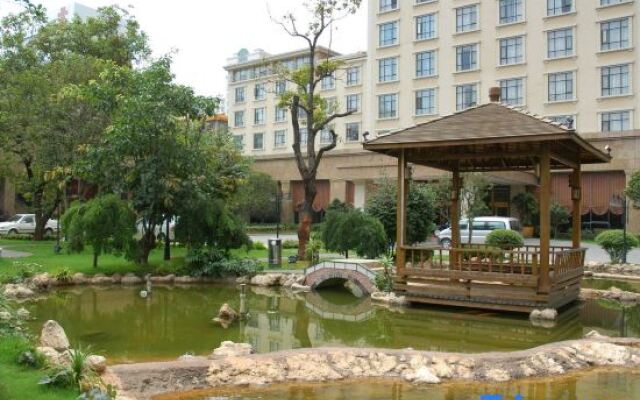 Yunnan Zhenzhuang Guest House