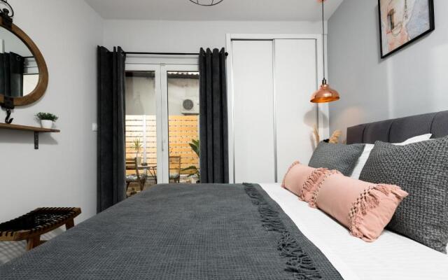 Iliana & Sarra Apartment 1