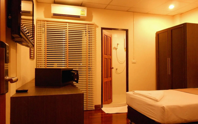 Lodge 61 Bed & Breakfast