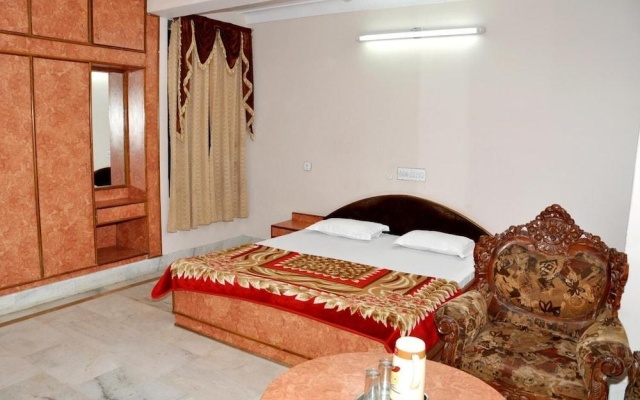 Hotel Kirti Plaza – Guest Rooms – Chittorgarh