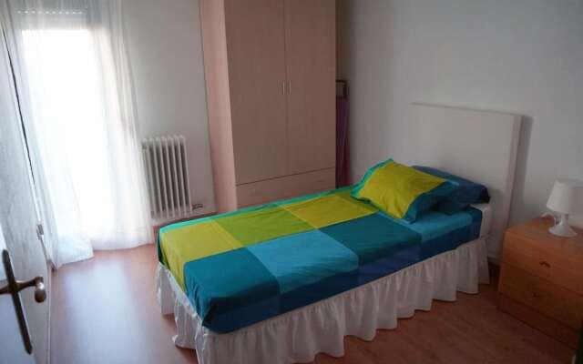 Apartamentos Turísticos Río Gallego (Apartamento Huesca)