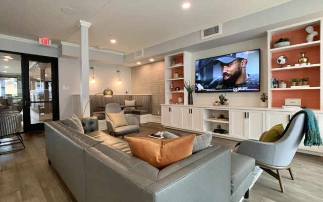 Kasa Phoenix Encanto Village Apartments