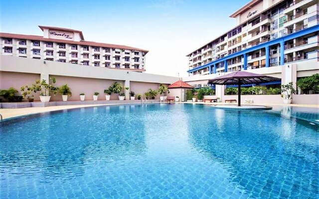 20th Floor 2-bed Condo With Stunning Views