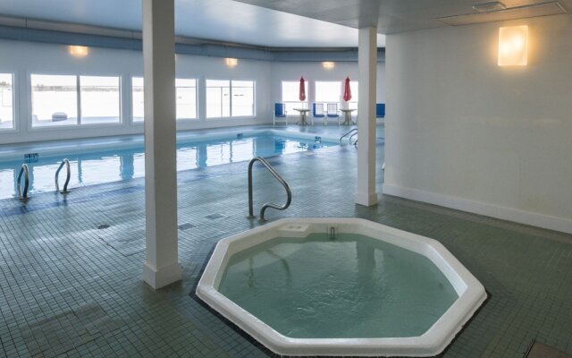 Lakeview Gimli Resort & Conference