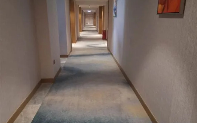 Shunjin Yibai Hotel (Yueqing Liushi)