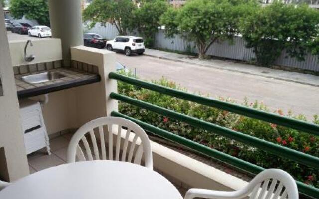 Apto Cond. Porto Ventura 3 quartos