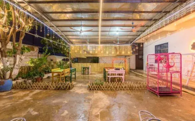 Weizhoudao Xin Gang Hostel