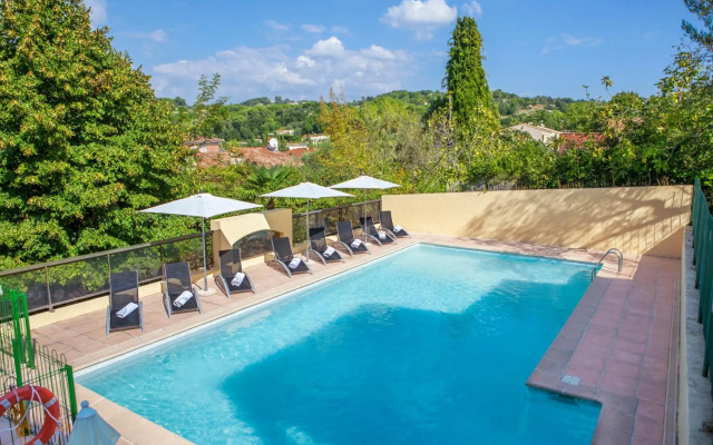 Le Club Mougins