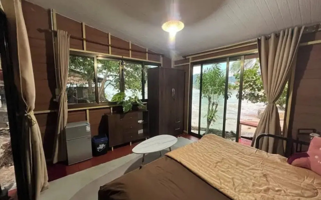 Smiley Bungalows Guesthouse