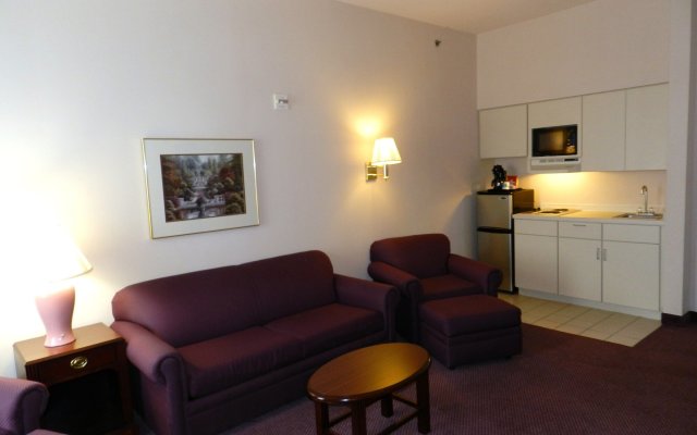 Ashmore Inn & Suites