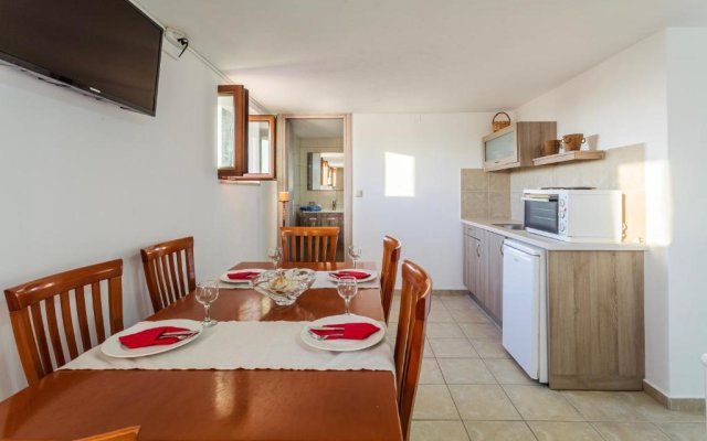 Mani Summer Escape - Spacious Home, Fully equipped