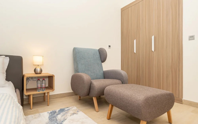 Luxury StayCation - Azizi Riviera 17
