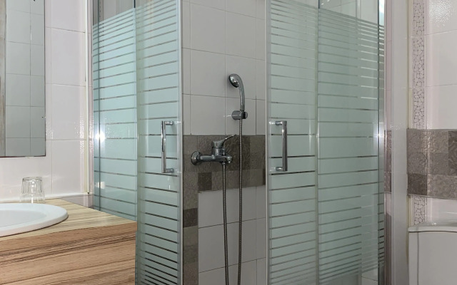 Dionysos Hotel & Suites