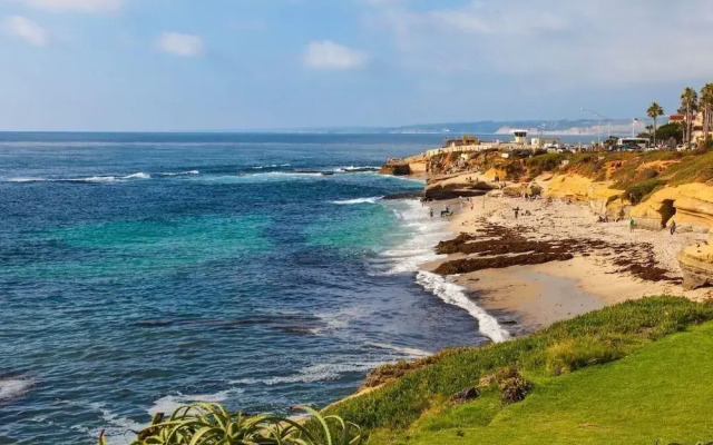 La Jolla Gem 3 Bedroom Condo
