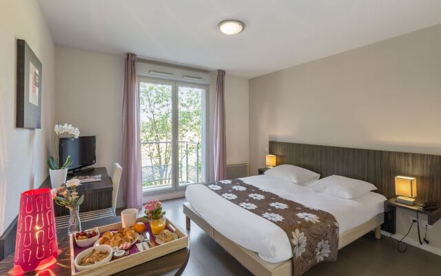 Park & Suites Confort Toulouse LHers