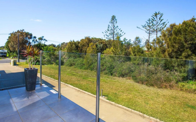 Thalassa I Pet Friendly I 2 Mins Walk to Beach