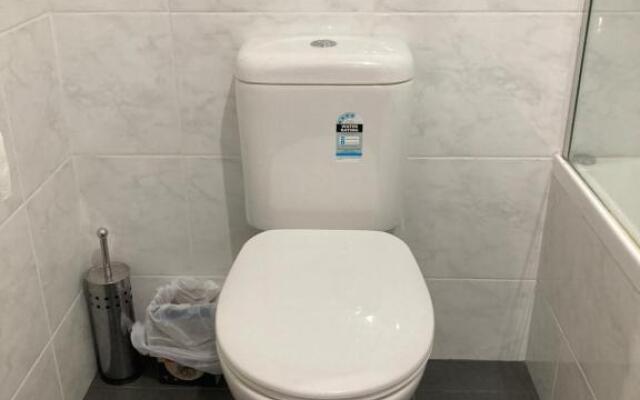 Gleeson St Guest Bungalow