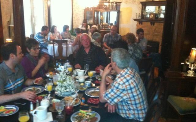 Auberge Taylor Manor