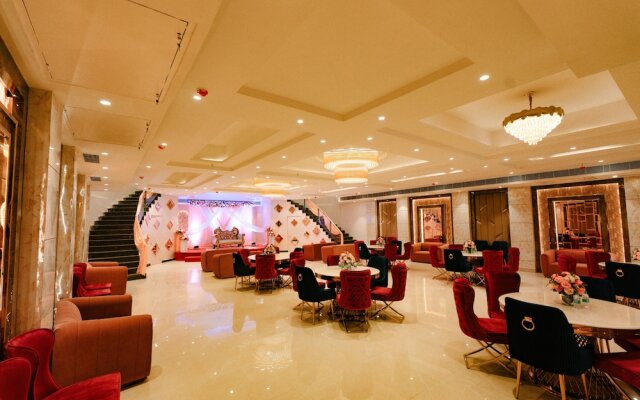 The Eliot Hotel & Banquet