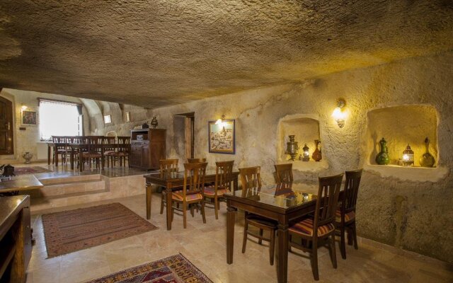 Canela Cave Hotel