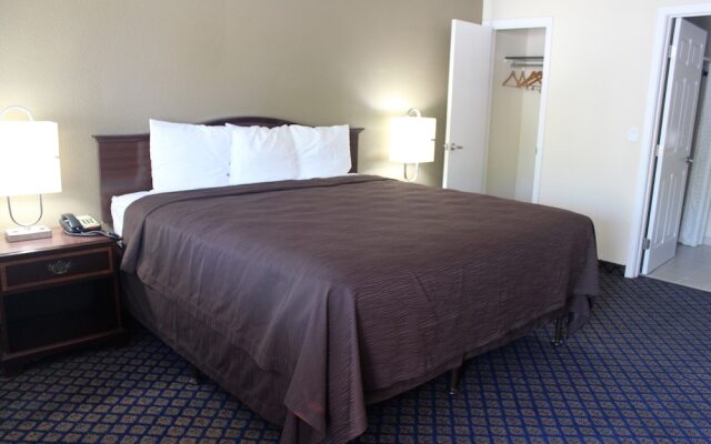 Oregon Trail Inn & Suites