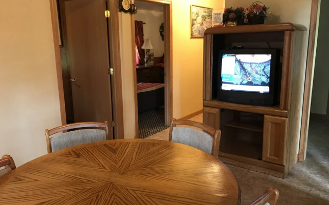 Spring Hill Motel
