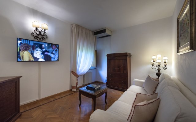 Villa Scacciapensieri Boutique Hotel