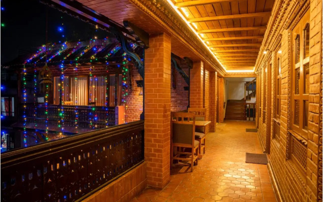 Nag Pukhu Guest House