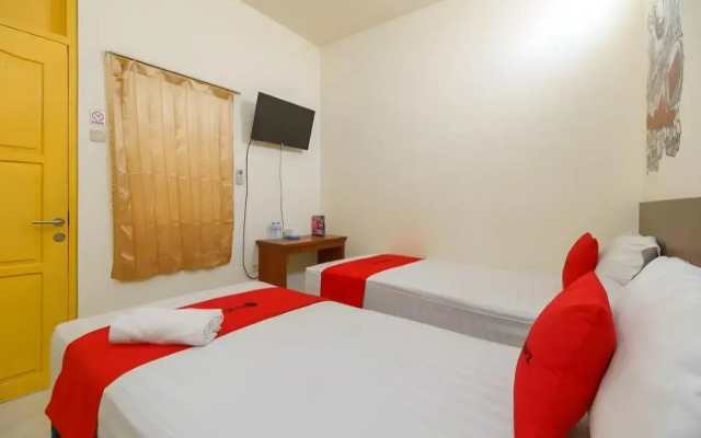 RedDoorz @ Tanjung Duren