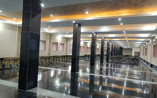 Hotel Rajwada Palace