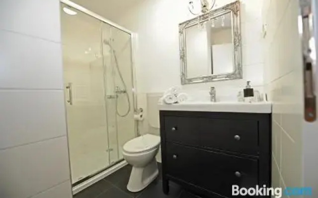 Tinel Superior Residence