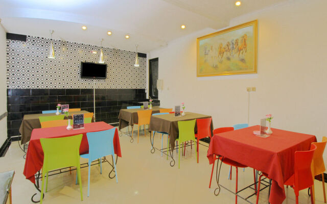 Airy Cicendo H Akbar 12 Bandung