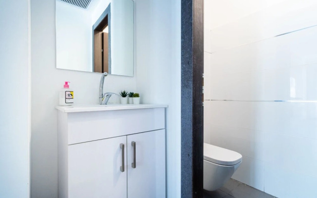 Jaffa- Beautiful 3 Bedroom Apartment Best Location