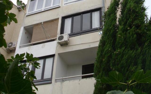 Apartment Cervar 1