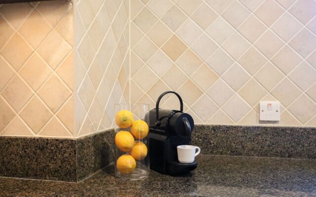 HiGuests - Souk Al Bahar