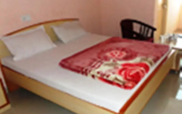 Tarun Hotel