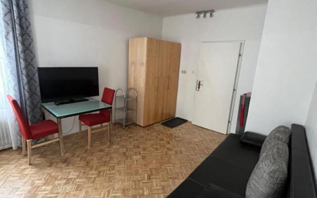 Guesthouse Mozart - Apartment House
