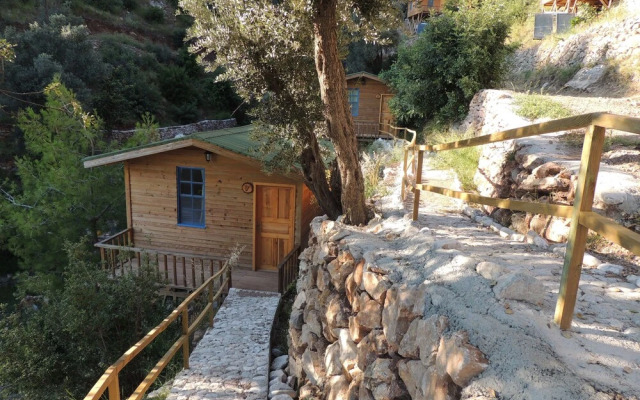 Helios Gunes Camping