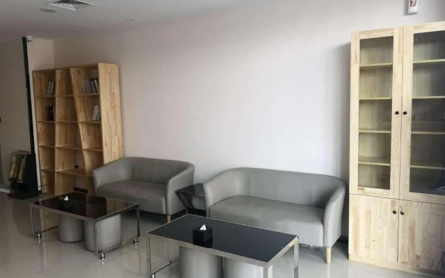 7Days Premium Beijing Langxinzhuang Subway Station Branch