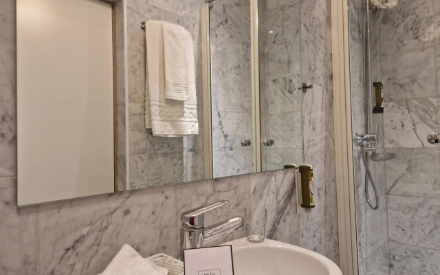 Athmos Hotel