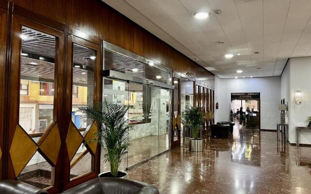 Riscal 6 by United Renters