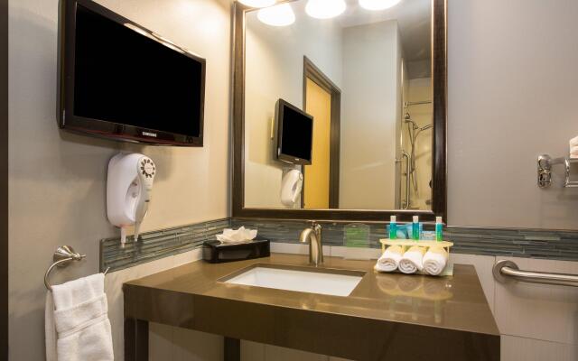 Holiday Inn Express & Suites Amarillo West by IHG