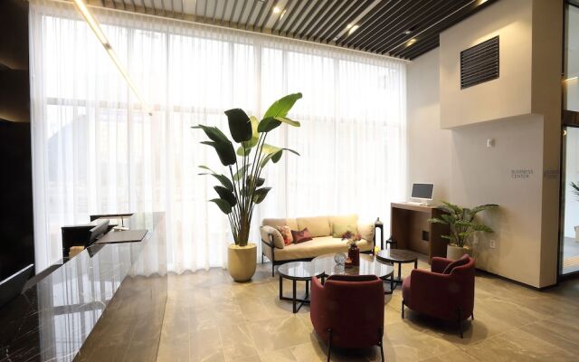 Orchid Hotel